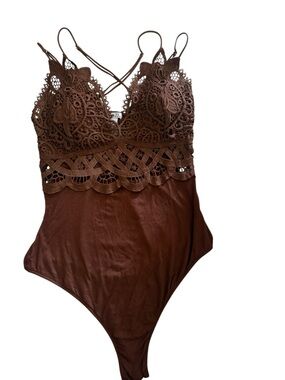 Rue21 Brown Lace Bodysuit Medium Boho Crochet Cami Stretch One Piece